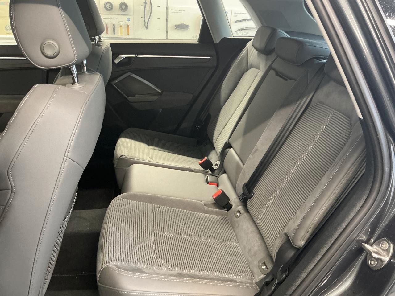 Fahrzeug autohaus mense Fahrzeugabbildung Audi Q3 45 TFSI e S tronic S-Line Matrix|LED|Navi|PDC