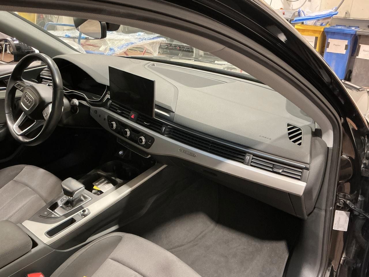 Fahrzeugabbildung Audi A4 Avant 40 TDI quattro S tronic S-Line Matrix