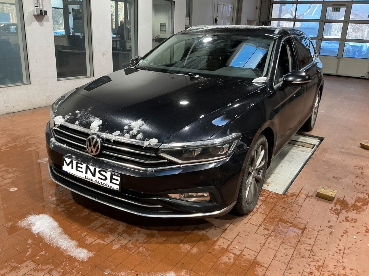 Fahrzeug autohaus mense Fahrzeugabbildung Volkswagen Passat Variant 2.0 TDI DSG Elegance IQ.Light|AHK