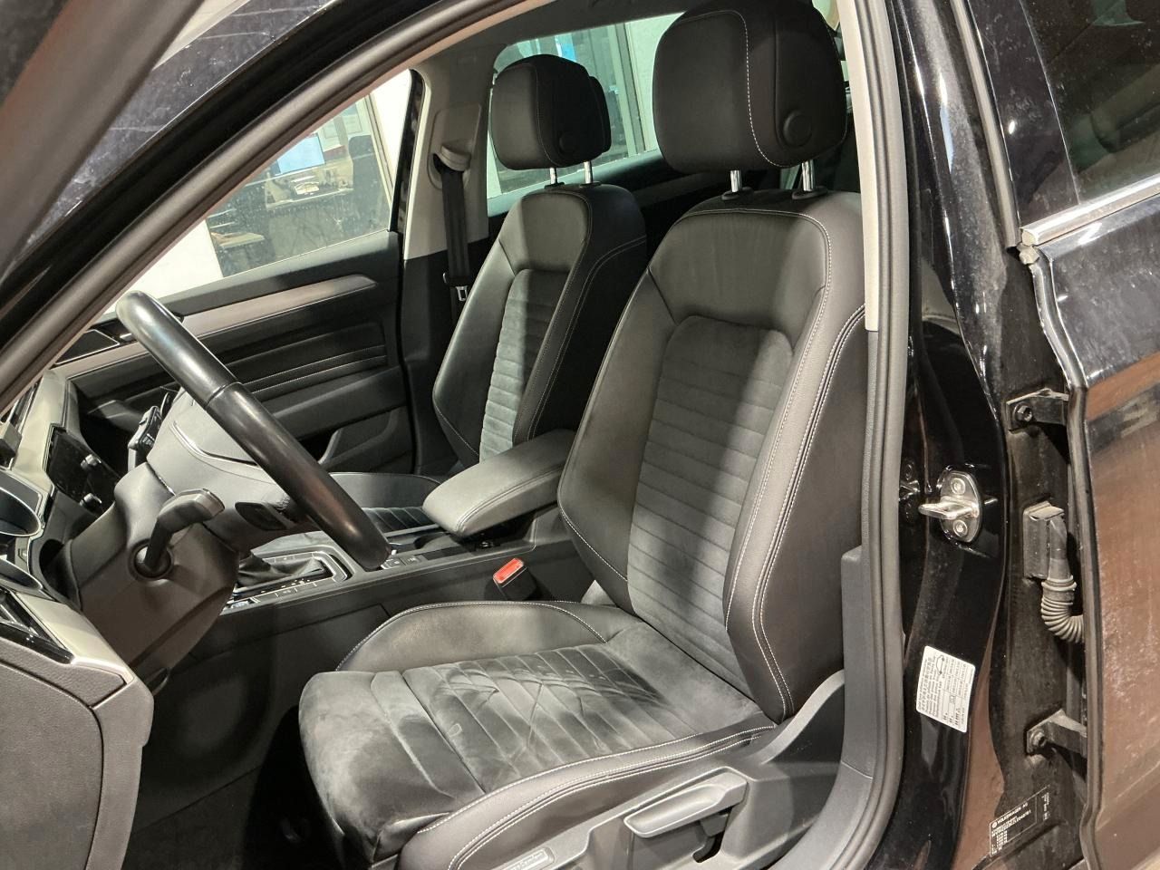 Fahrzeug autohaus mense Fahrzeugabbildung Volkswagen Passat Variant 2.0 TDI DSG Elegance IQ.Light|AHK