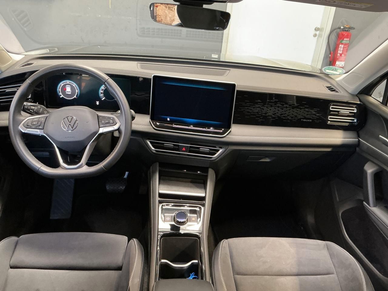 Fahrzeug autohaus mense Fahrzeugabbildung Volkswagen Tiguan 2.0 TDI 4Motion Elegance CarPlay|AHK|ACC