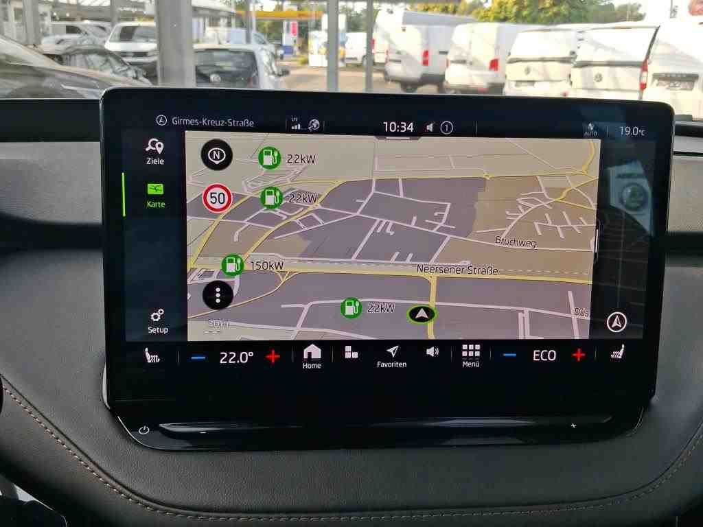 Fahrzeugabbildung SKODA Enyaq 80 Suite HUD|ACC|LED|Navi|VirtualCP|Kamera