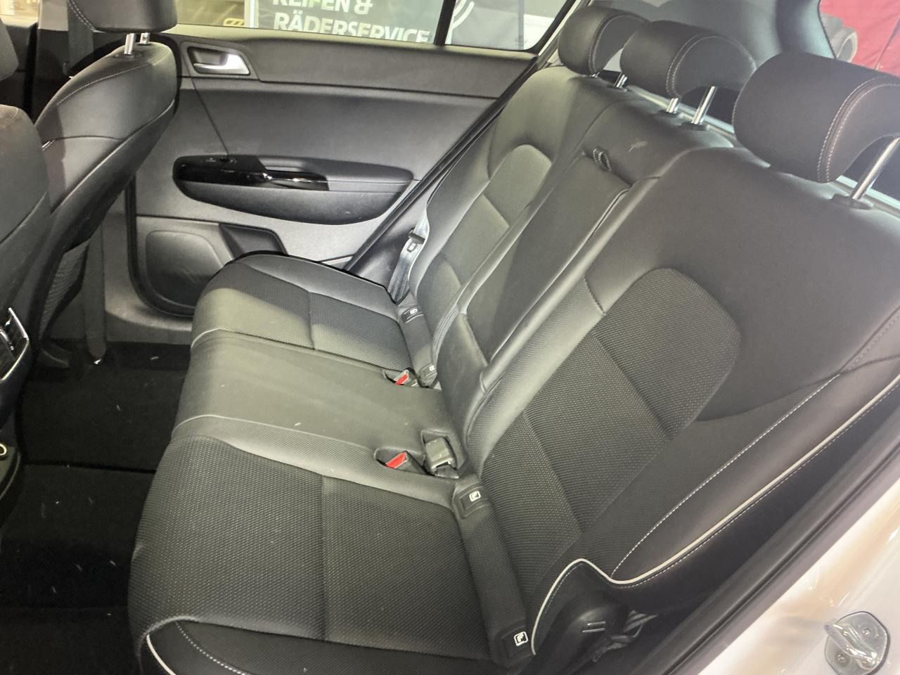 Fahrzeug autohaus mense Fahrzeugabbildung Kia Sportage 1.6 T-GDI Automatik Vision 4xSHZG|Navi