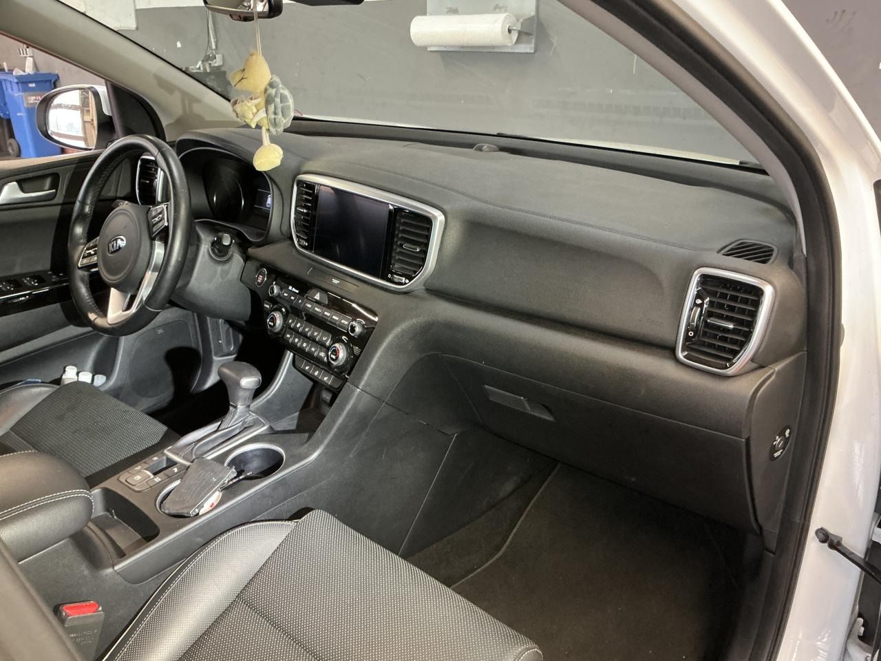 Fahrzeug autohaus mense Fahrzeugabbildung Kia Sportage 1.6 T-GDI Automatik Vision 4xSHZG|Navi