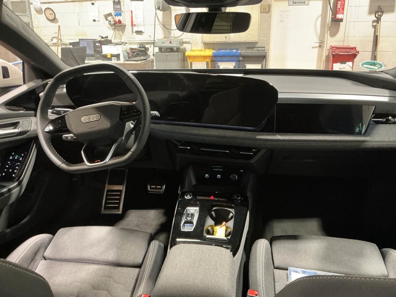 Fahrzeug autohaus mense Fahrzeugabbildung Audi A6 Avant e-tron performance B&O|AHK|HUD|Standhzg