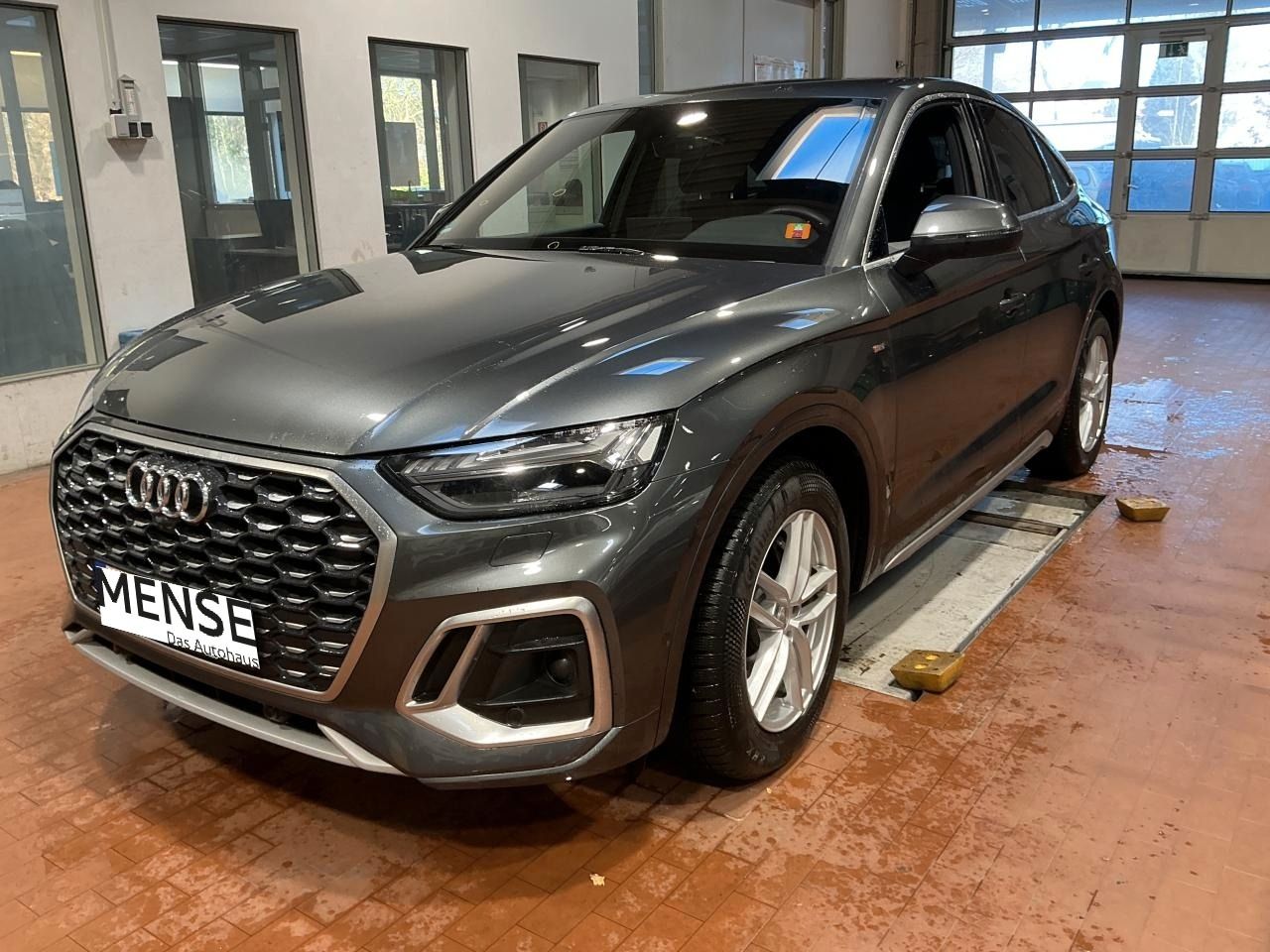 Fahrzeug autohaus mense Fahrzeugabbildung Audi Q5 Sportback 55 TFSI e quattro S tronic S line