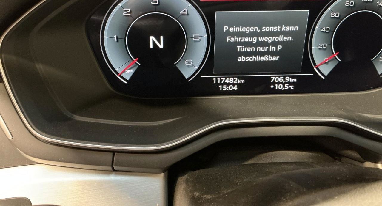 Fahrzeugabbildung Audi A4 Avant 40 TDI quattro S tronic S line Matrix