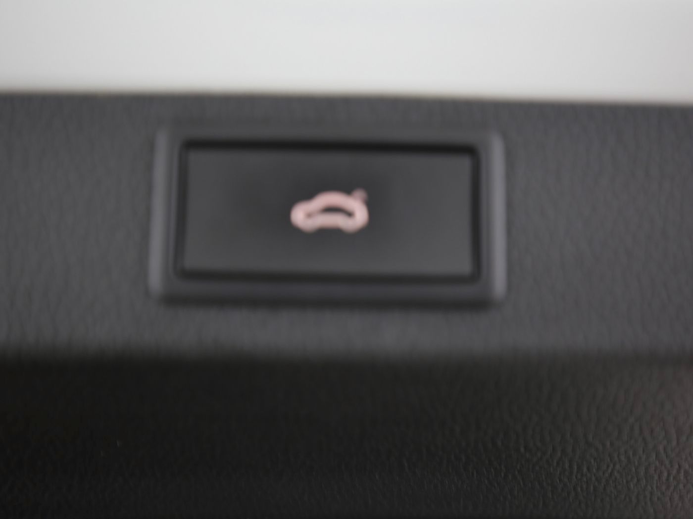 Fahrzeugabbildung SKODA Karoq 1.5 TSI ACT Tour Matrix|4xSHZG|ACC|LED|PDC