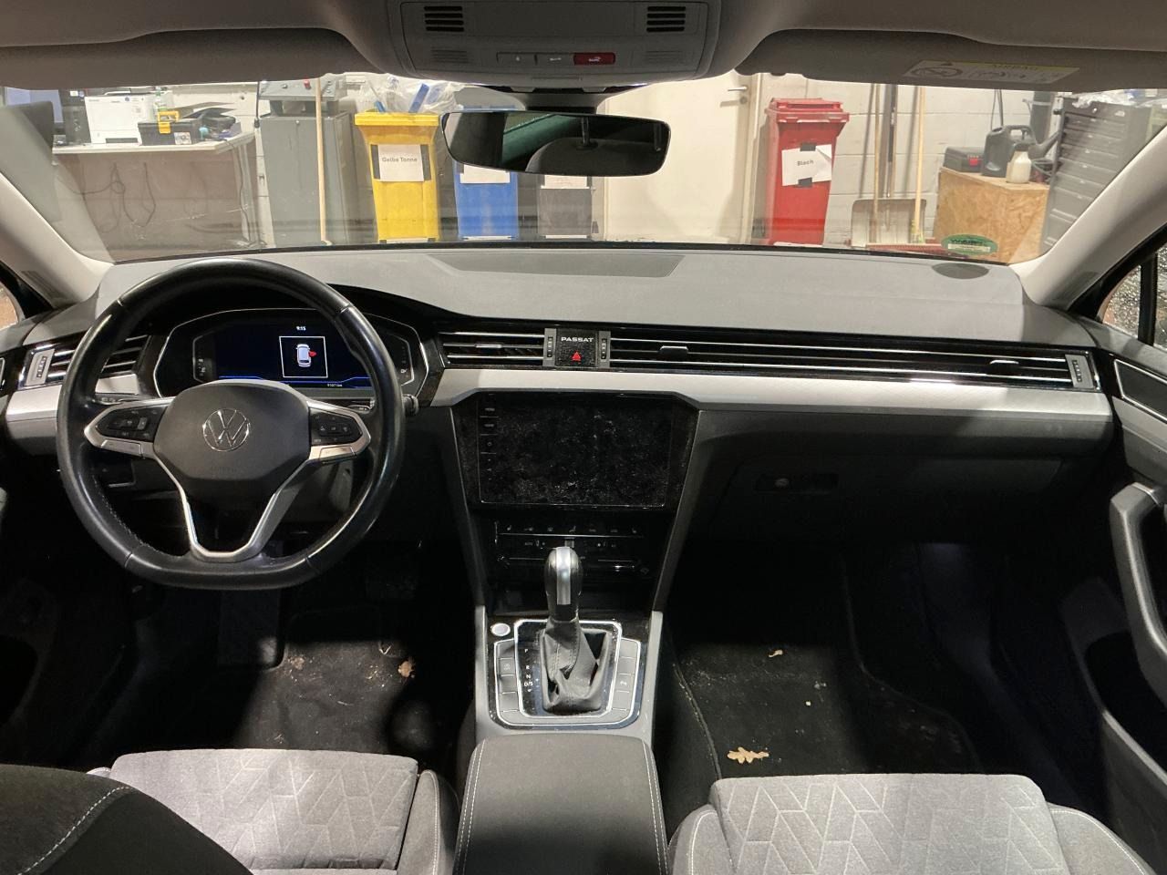 Fahrzeugabbildung Volkswagen Passat Variant 2.0 TDI DSG Business CarPlay|AHK