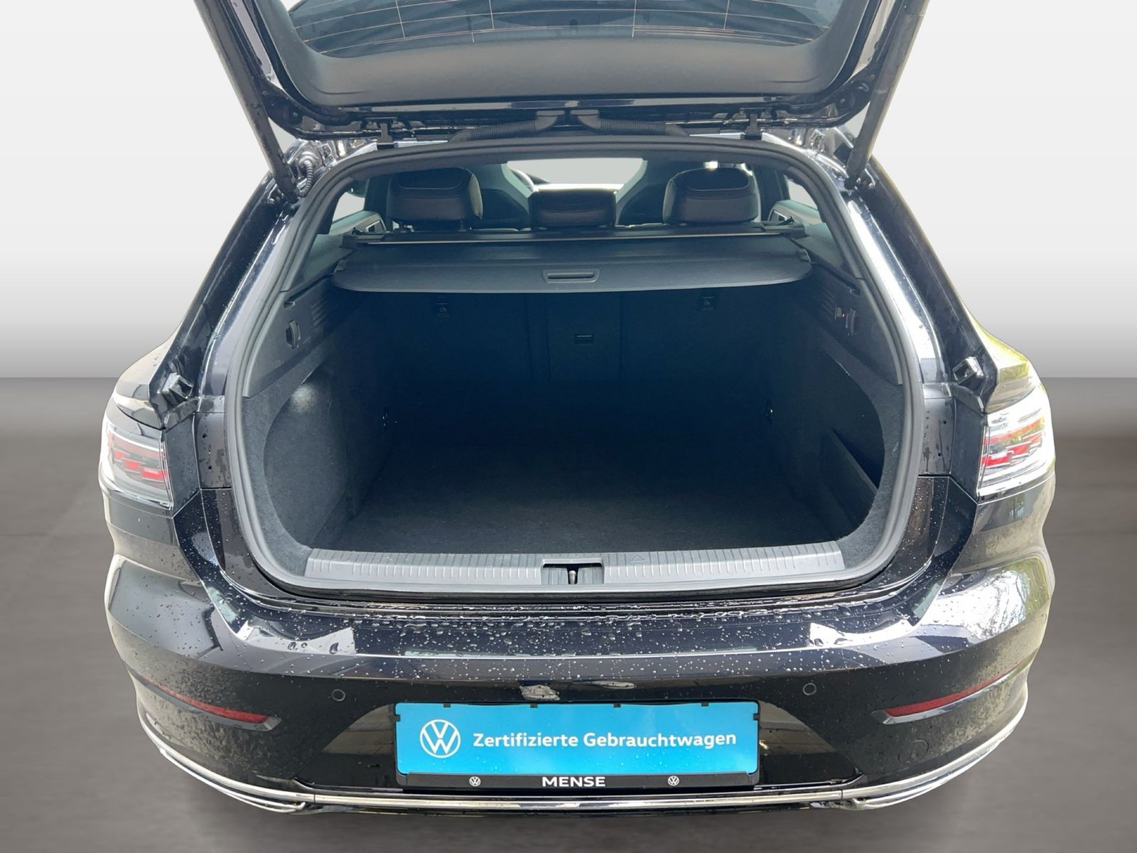 Fahrzeugabbildung Volkswagen Arteon Shootingbrake 2.0TDI DSG 4-motion R-Line