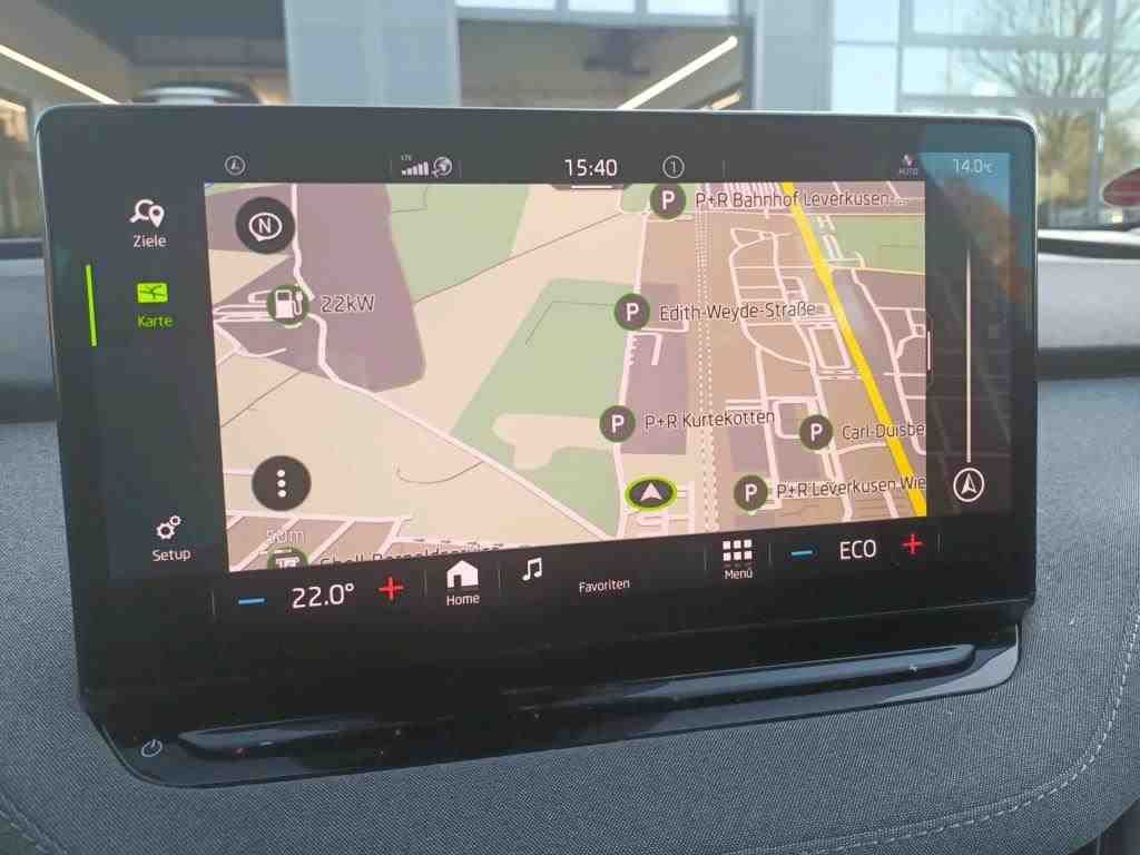 Fahrzeugabbildung SKODA Enyaq 50 Loft LED|VirtualCP|KlimaA|LaneAss|PDC