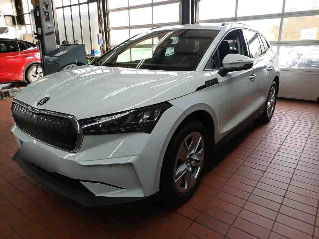 Fahrzeugabbildung SKODA Enyaq 50 Loft ACC|LED|VirtualCP|Akustikglas|PDC