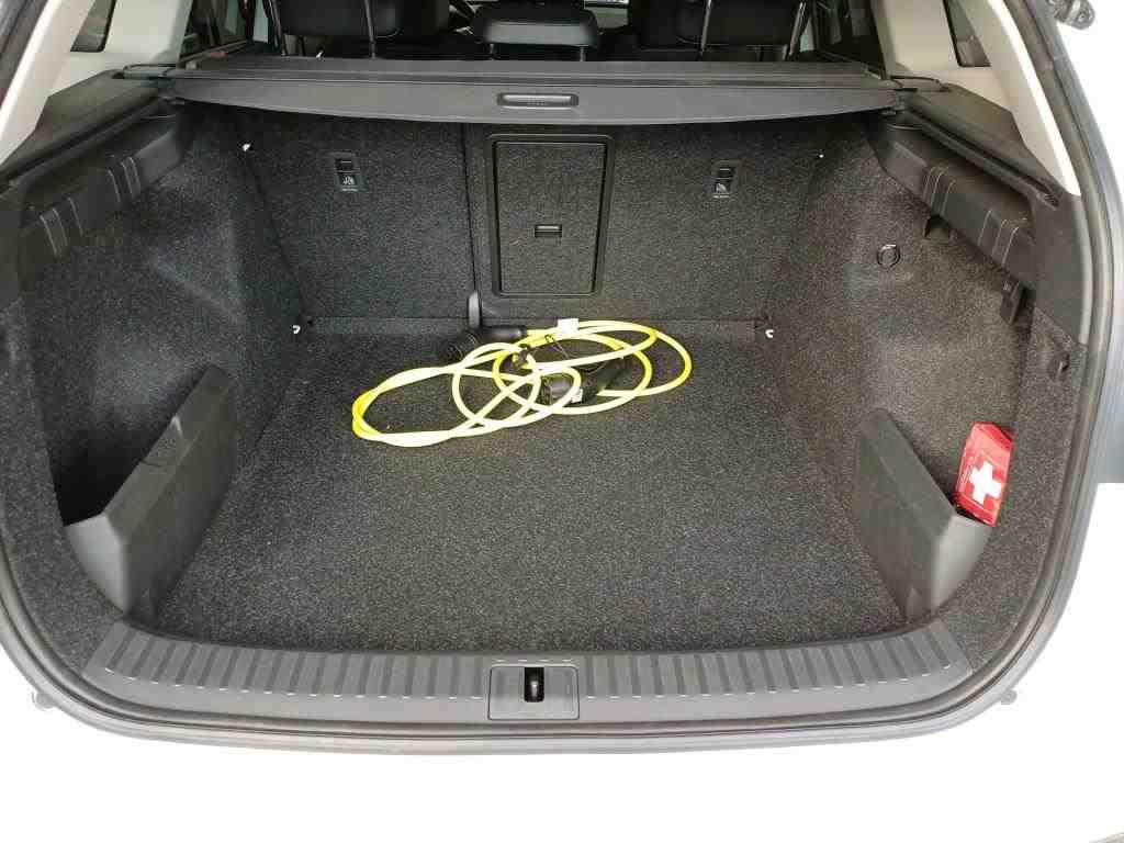 Fahrzeugabbildung SKODA Enyaq 50 Loft ACC|LED|VirtualCP|Akustikglas|PDC