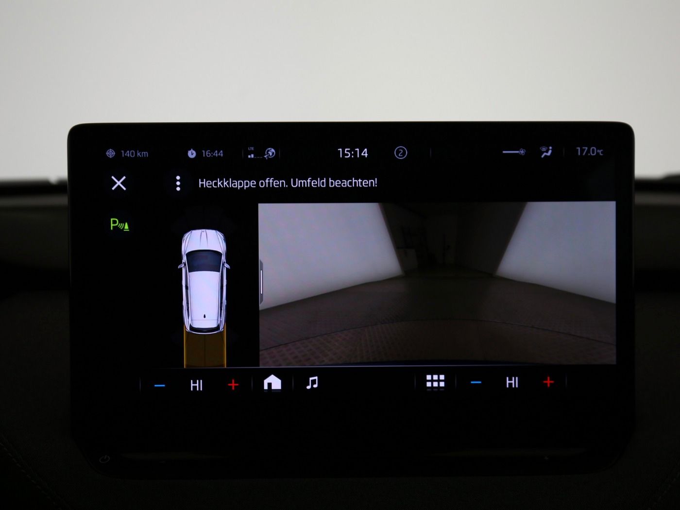 Fahrzeugabbildung SKODA Enyaq 50 Loft LED|VirtualCP|KlimaA|LaneAss|PDC