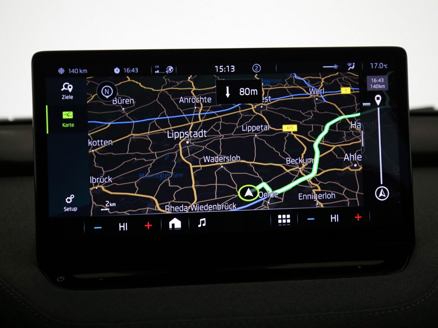 Fahrzeugabbildung SKODA Enyaq 50 Loft LED|VirtualCP|KlimaA|LaneAss|PDC