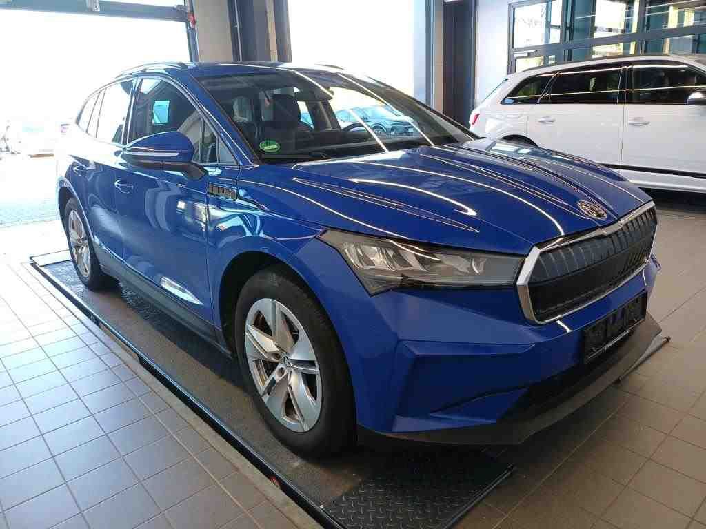 Fahrzeugabbildung SKODA Enyaq 50 Loft LED|VirtualCP|KlimaA|LaneAss|PDC