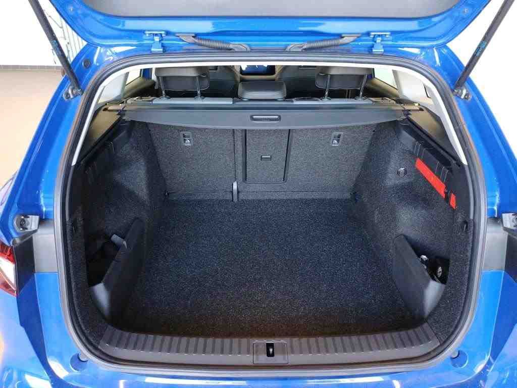 Fahrzeugabbildung SKODA Enyaq 50 Loft LED|VirtualCP|KlimaA|LaneAss|PDC