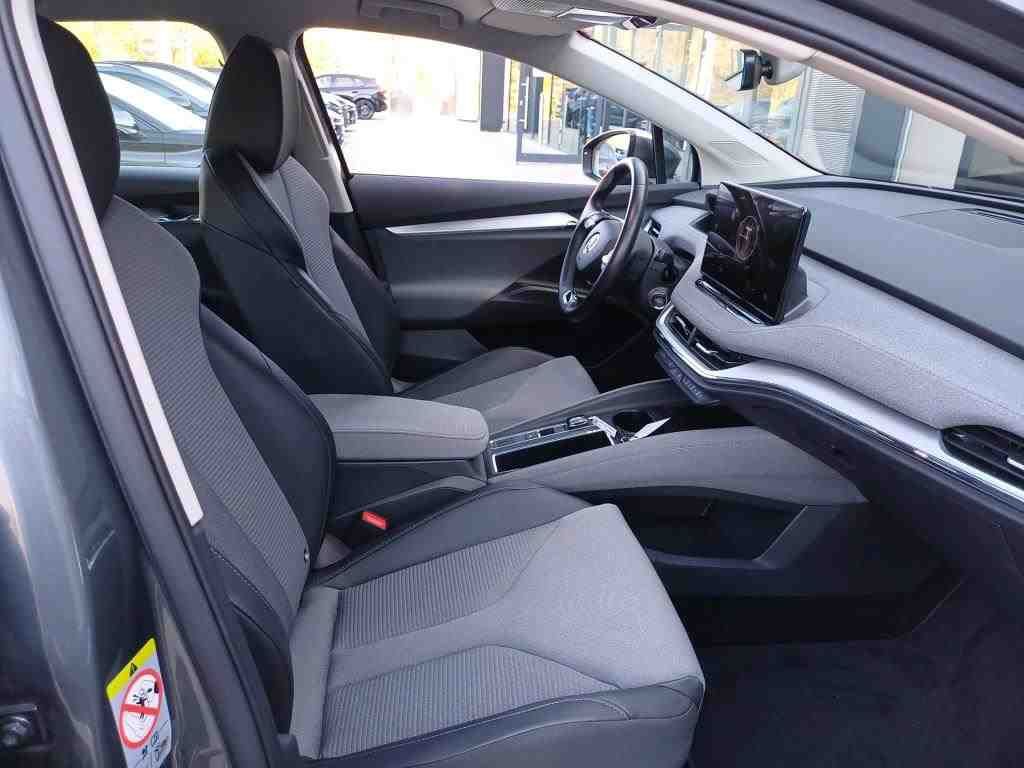 Fahrzeugabbildung SKODA Enyaq 50 Loft LED|VirtualCP|KlimaA|LaneAss|PDC