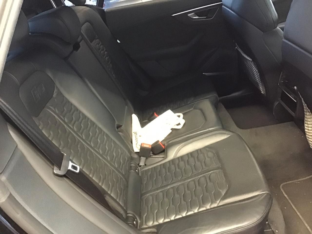 Fahrzeugabbildung Audi RS Q8 Matrix|CarPlay|AHK|HUD|Keramik|Luft|Pano