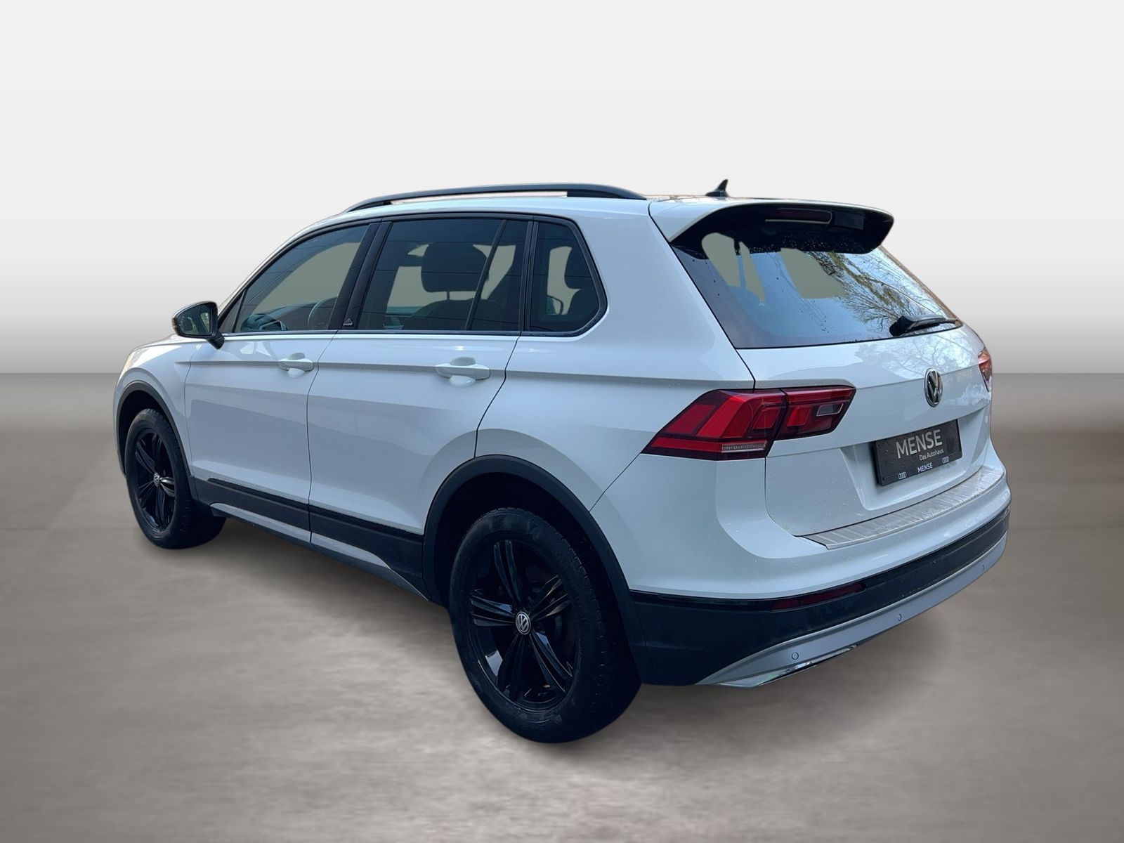 Fahrzeugabbildung Volkswagen Tiguan 2.0 TDI DSG 4-motion Offroad CarPlay|AHK