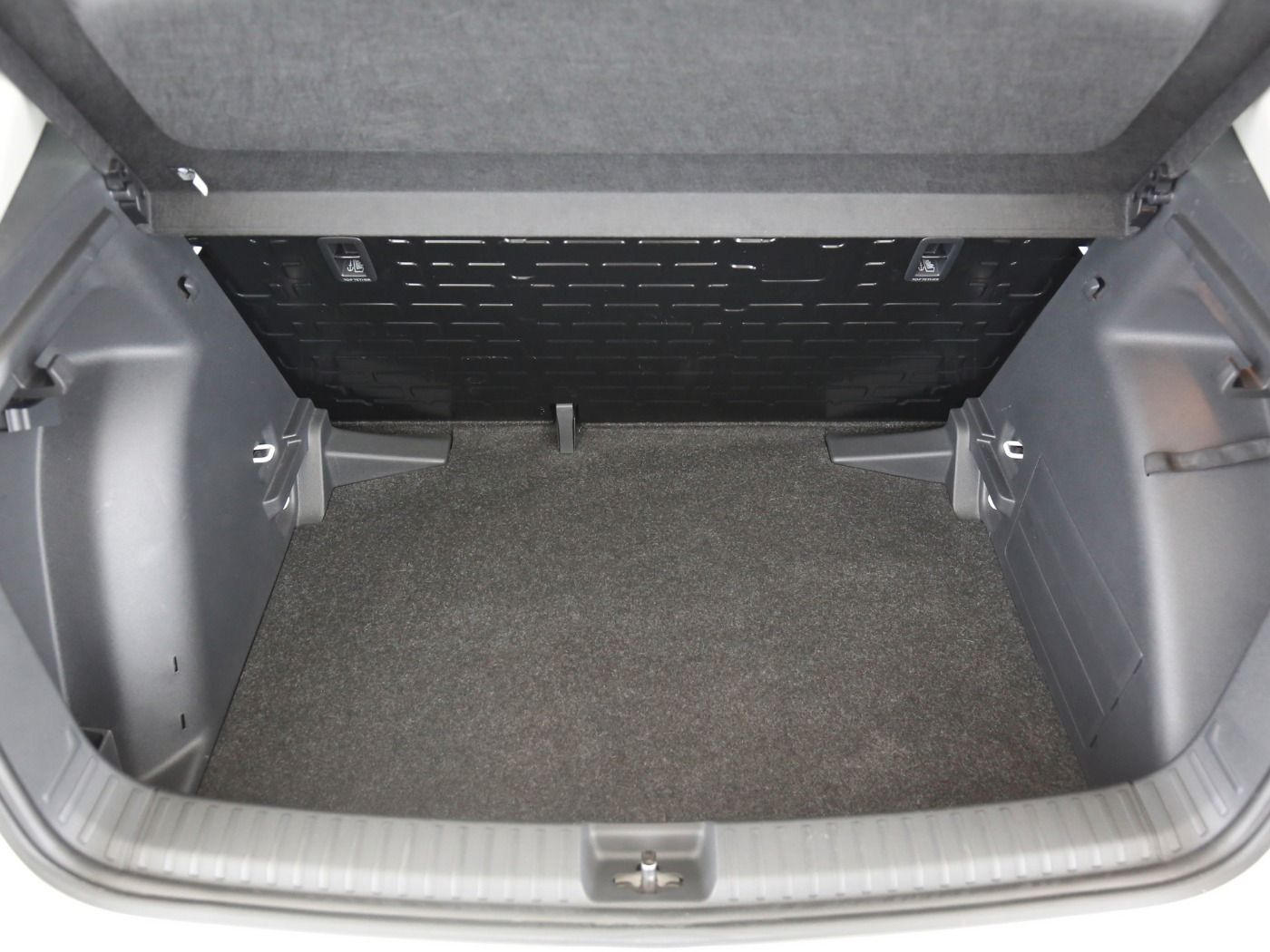 Fahrzeugabbildung SKODA Fabia 1.0 MPI Active LED|LaneAss|PDC|SHZG