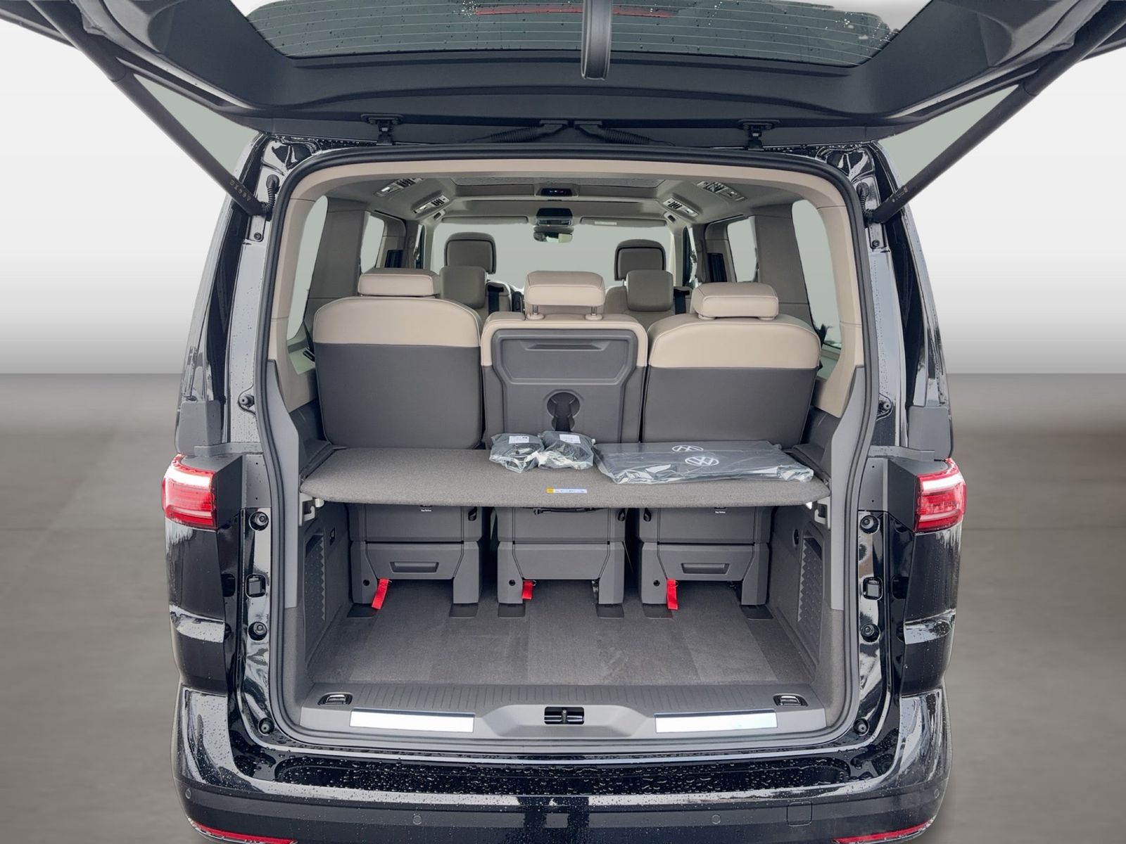 Fahrzeug autohaus mense Fahrzeugabbildung Volkswagen Multivan 2.0 TDI lang Style IQ.Light|Matrix|AHK