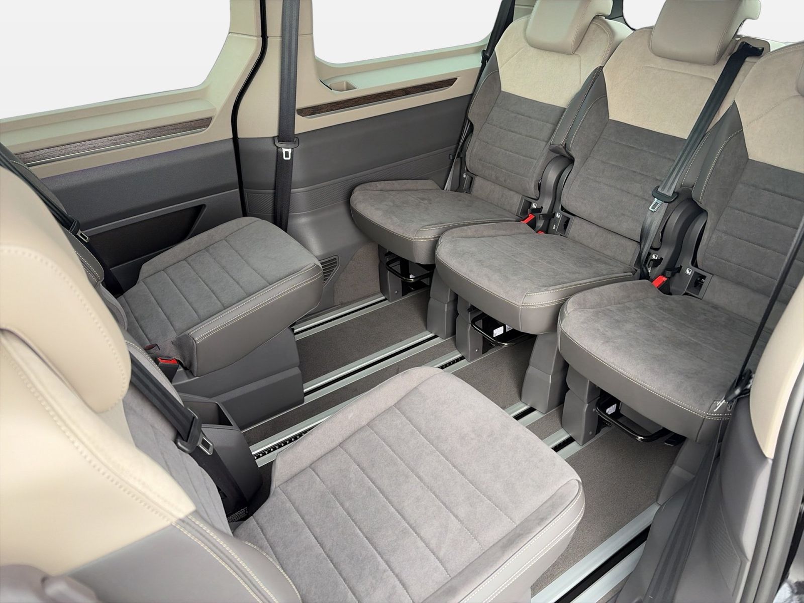 Fahrzeug autohaus mense Fahrzeugabbildung Volkswagen Multivan 2.0 TDI lang Style IQ.Light|Matrix|AHK