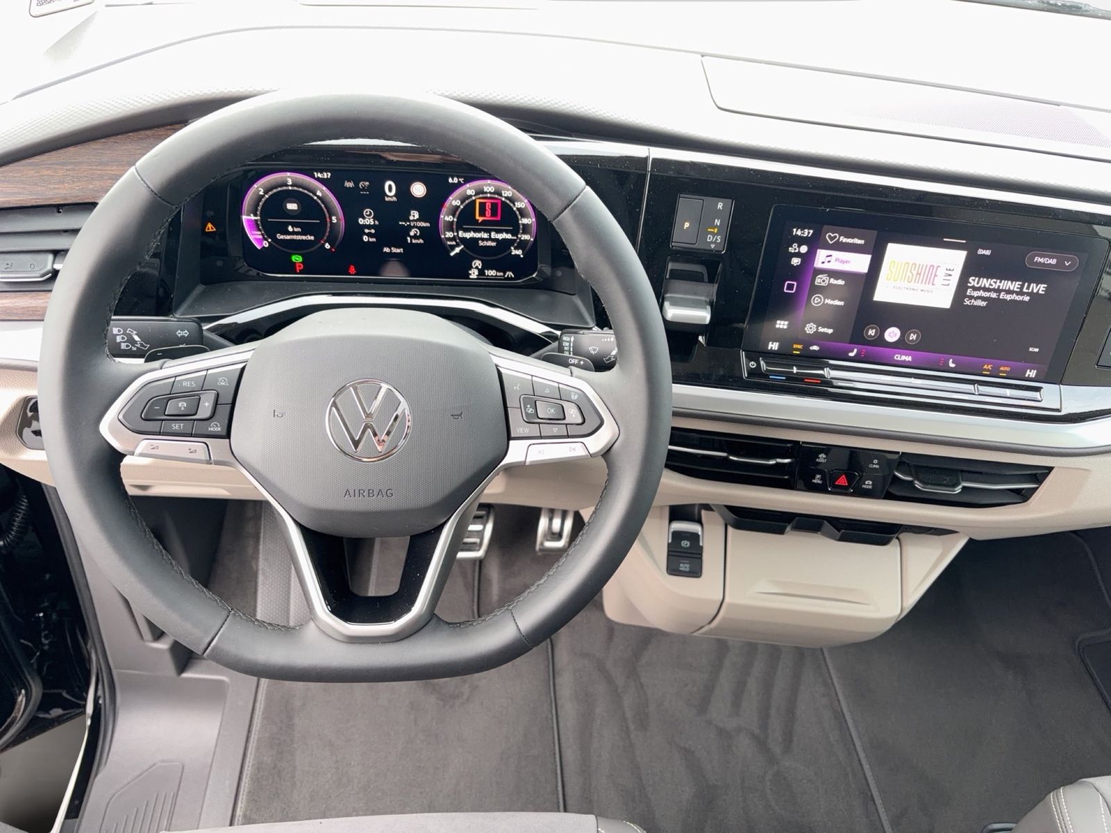 Fahrzeug autohaus mense Fahrzeugabbildung Volkswagen Multivan 2.0 TDI lang Style IQ.Light|Matrix|AHK