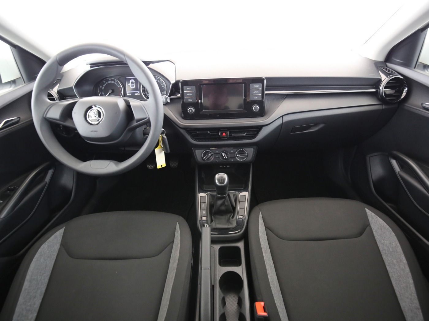 Fahrzeugabbildung SKODA Fabia 1.0 MPI Active LED|LaneAss|PDC|SHZG