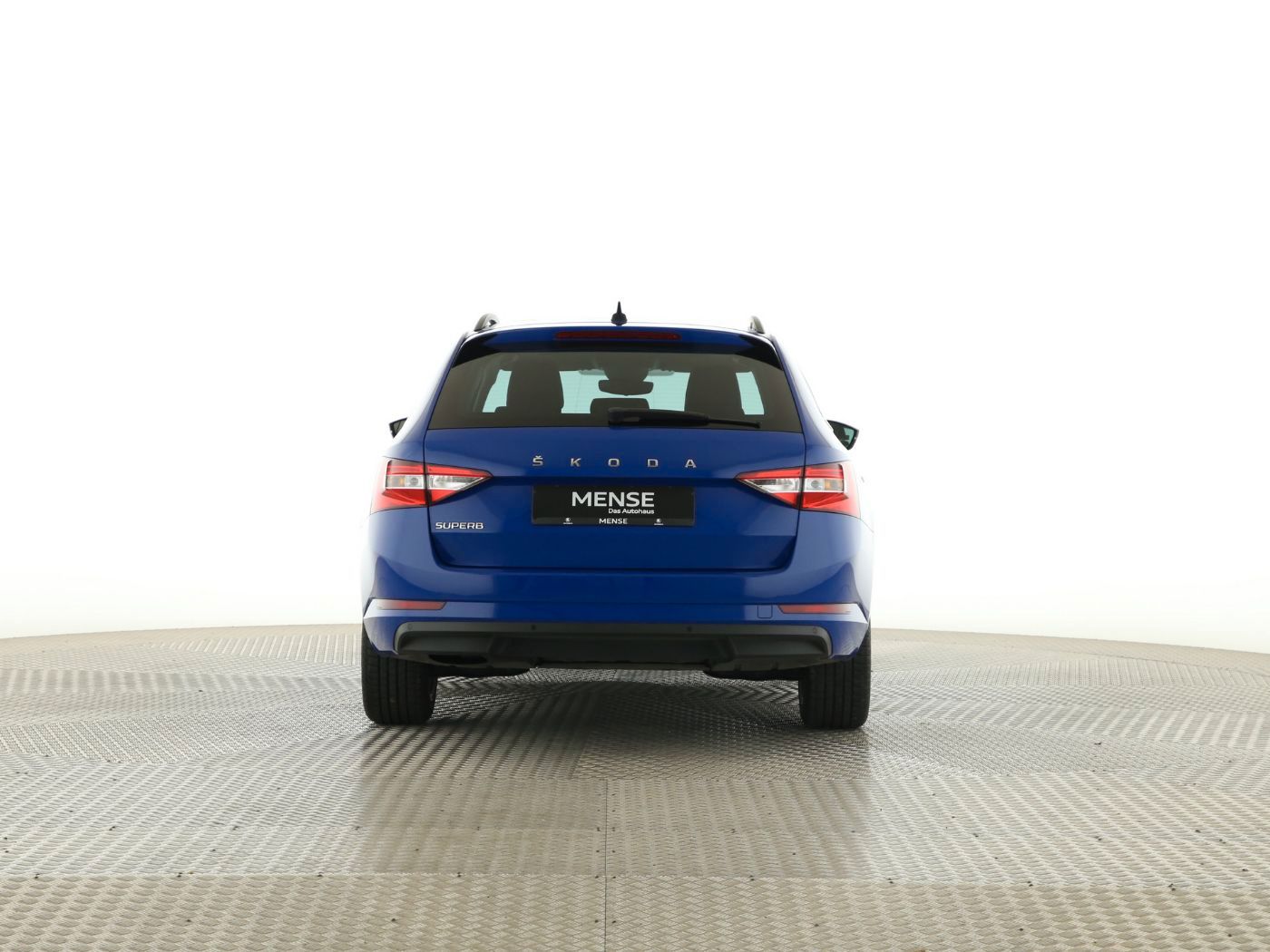 Fahrzeugabbildung SKODA Superb Combi 2.0 TDI Ambition Pano|SD|ACC|LED|LM