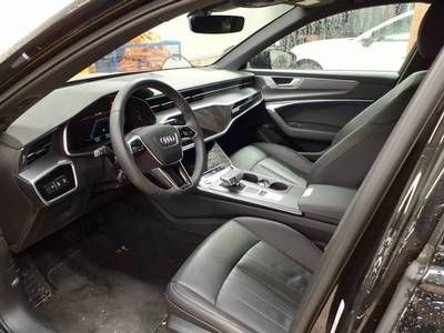 Fahrzeugabbildung Audi A6 Avant 45 TDI quattro S tronic advanced Matrix