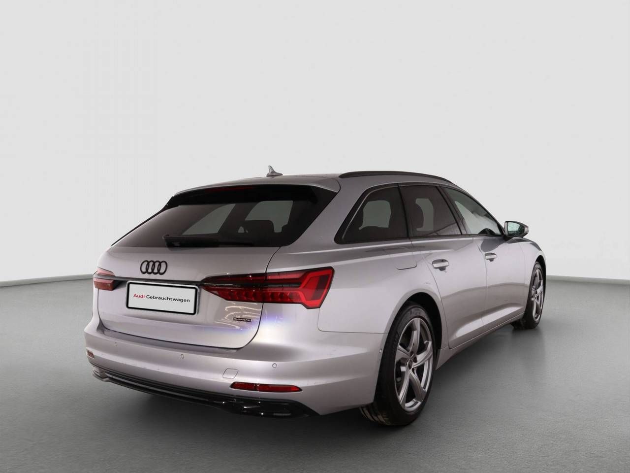 Fahrzeugabbildung Audi A6 Avant 45 TDI quattro S tronic advanced Matrix