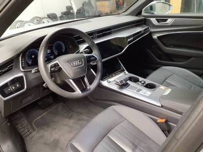 Fahrzeugabbildung Audi A6 Avant 45 TDI quattro S tronic advanced Matrix