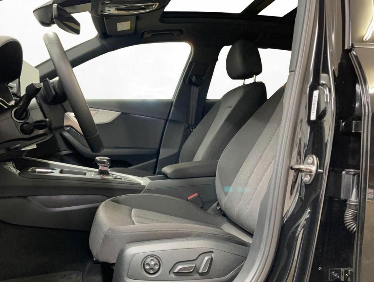 Fahrzeugabbildung Audi A4 Avant 50 TDI quattro S tronic S line Pano|ACC