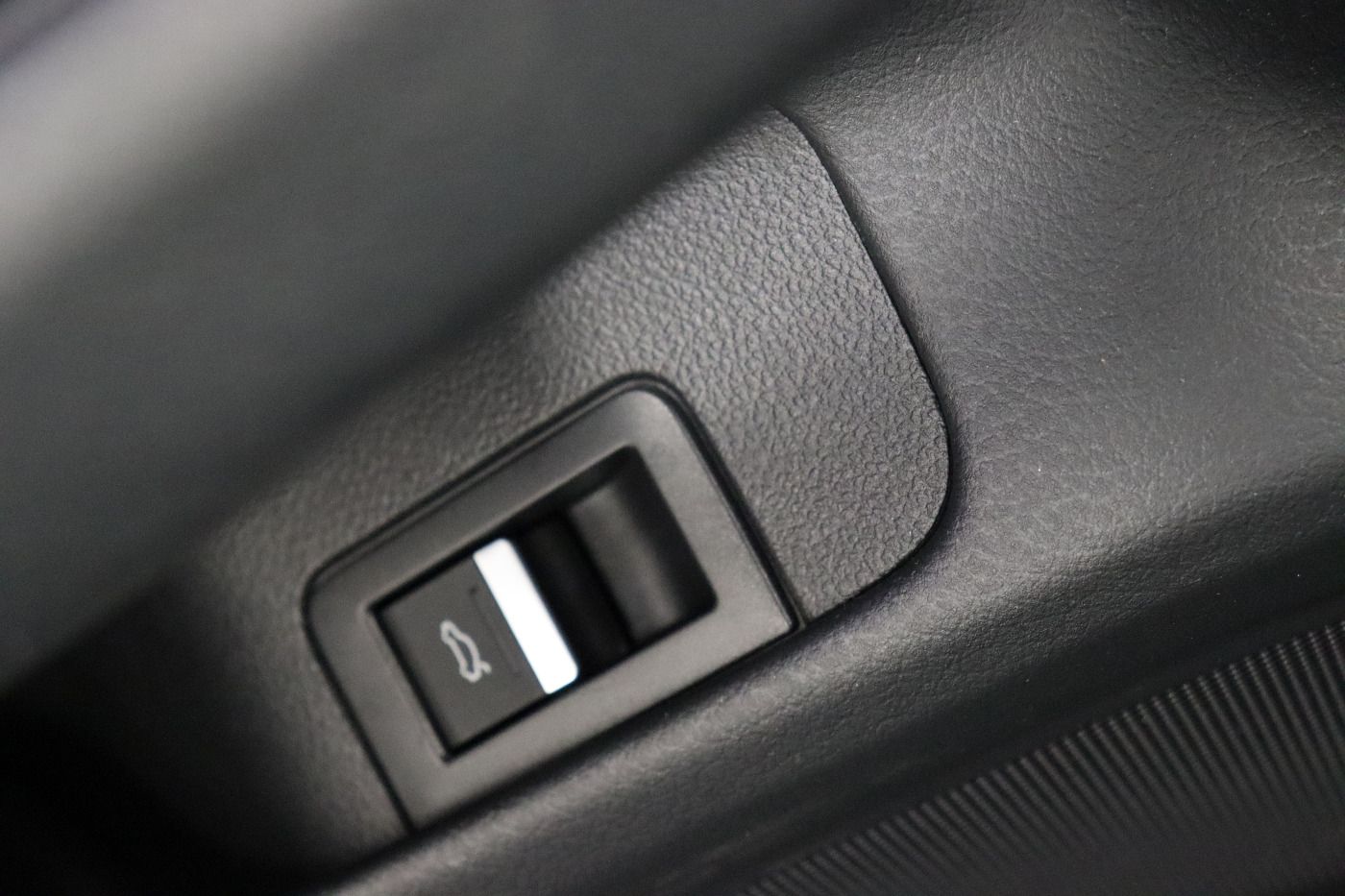 Fahrzeug autohaus mense Fahrzeugabbildung Audi A6 Avant 45 TDI quattro S tronic Advanced Matrix