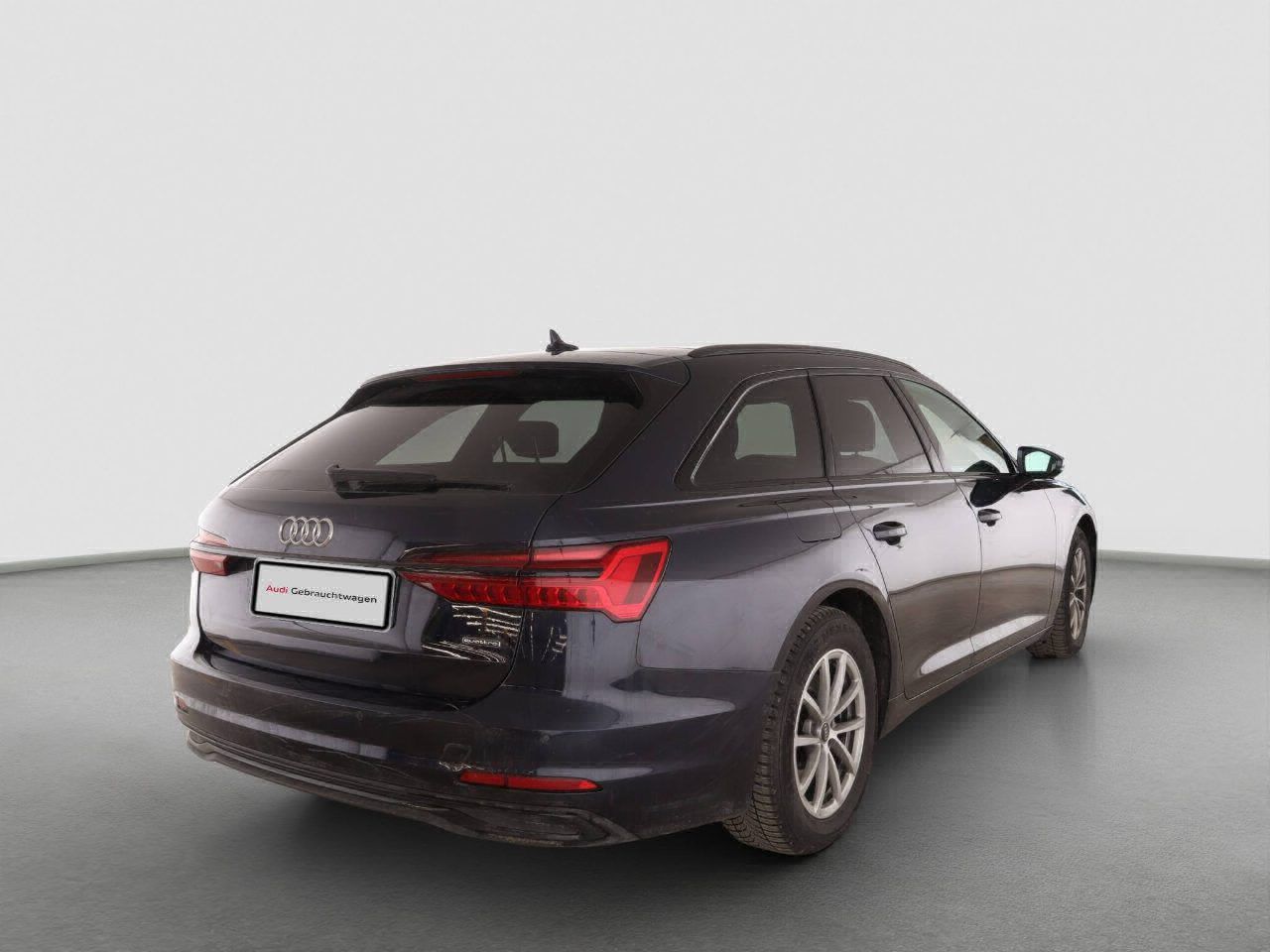 Fahrzeugabbildung Audi A6 Avant 45 TDI quattro S tronic advanced Matrix