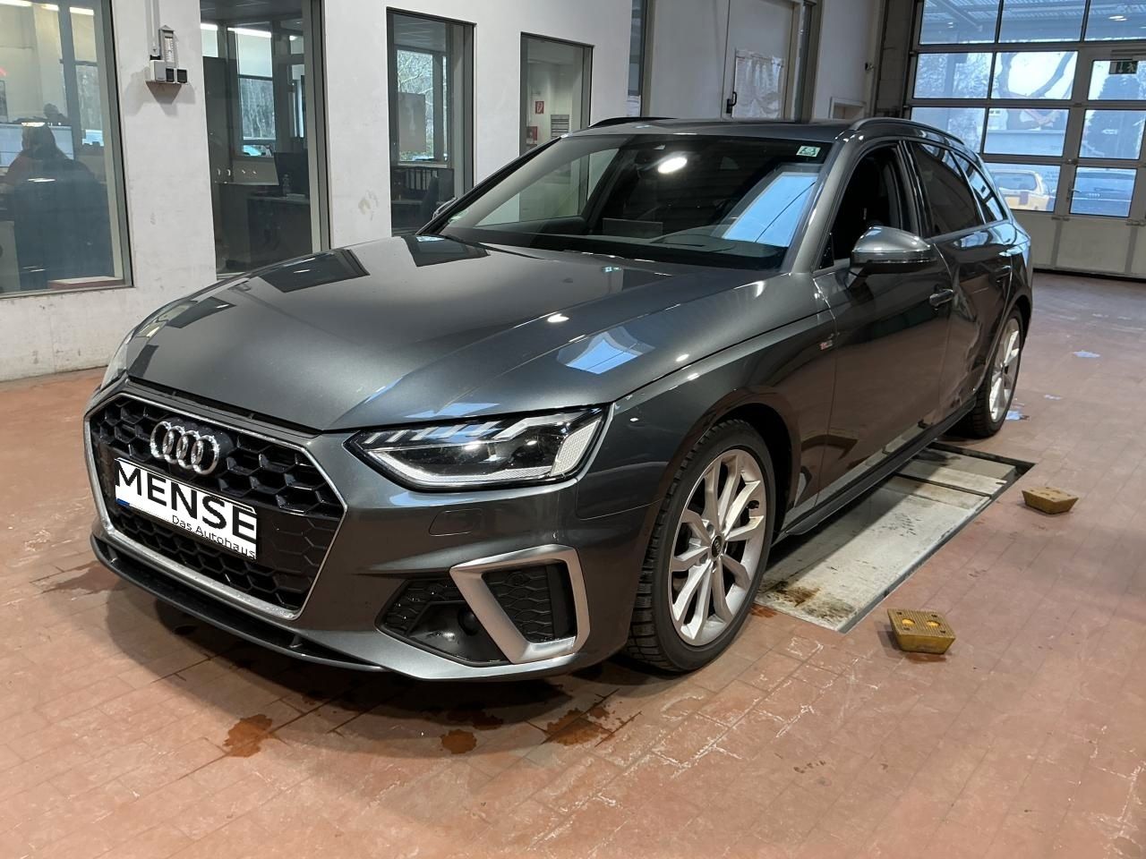 Fahrzeug autohaus mense Fahrzeugabbildung Audi A4 Avant 50 TDI quattro tiptronic S line Matrix