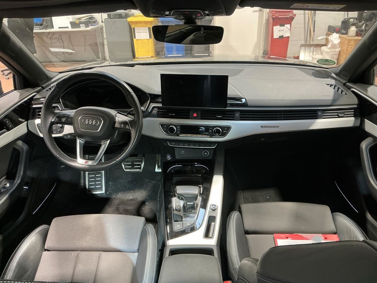 Fahrzeug autohaus mense Fahrzeugabbildung Audi A4 Avant 50 TDI quattro tiptronic S line Matrix