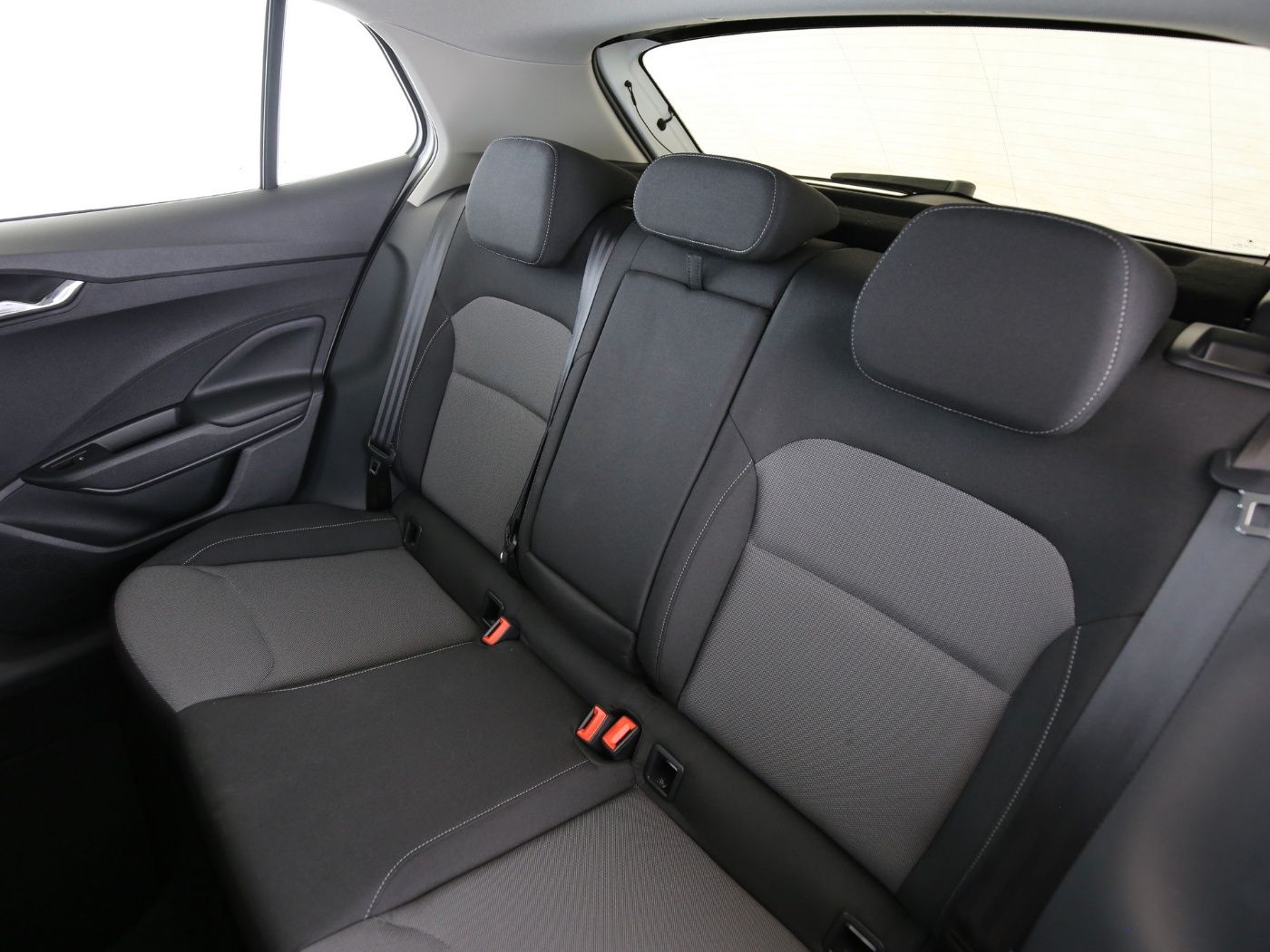 Fahrzeugabbildung SKODA Fabia 1.0 TSI Ambition LED|Navi|KlimaA|LaneAss