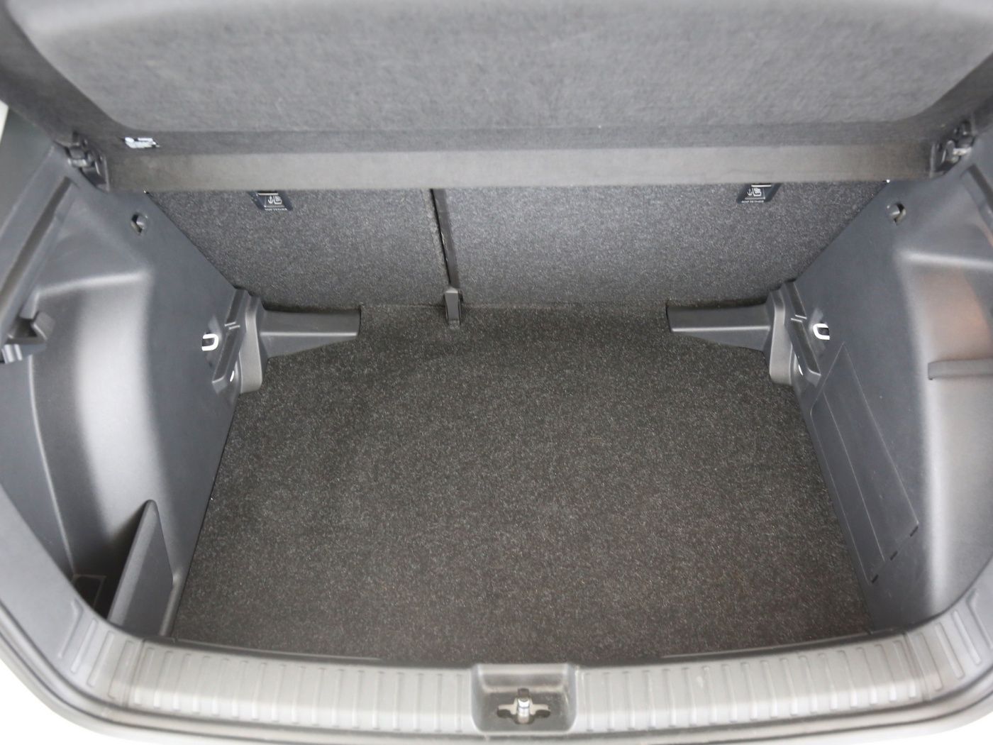 Fahrzeugabbildung SKODA Fabia 1.0 TSI Ambition LED|Navi|KlimaA|LaneAss