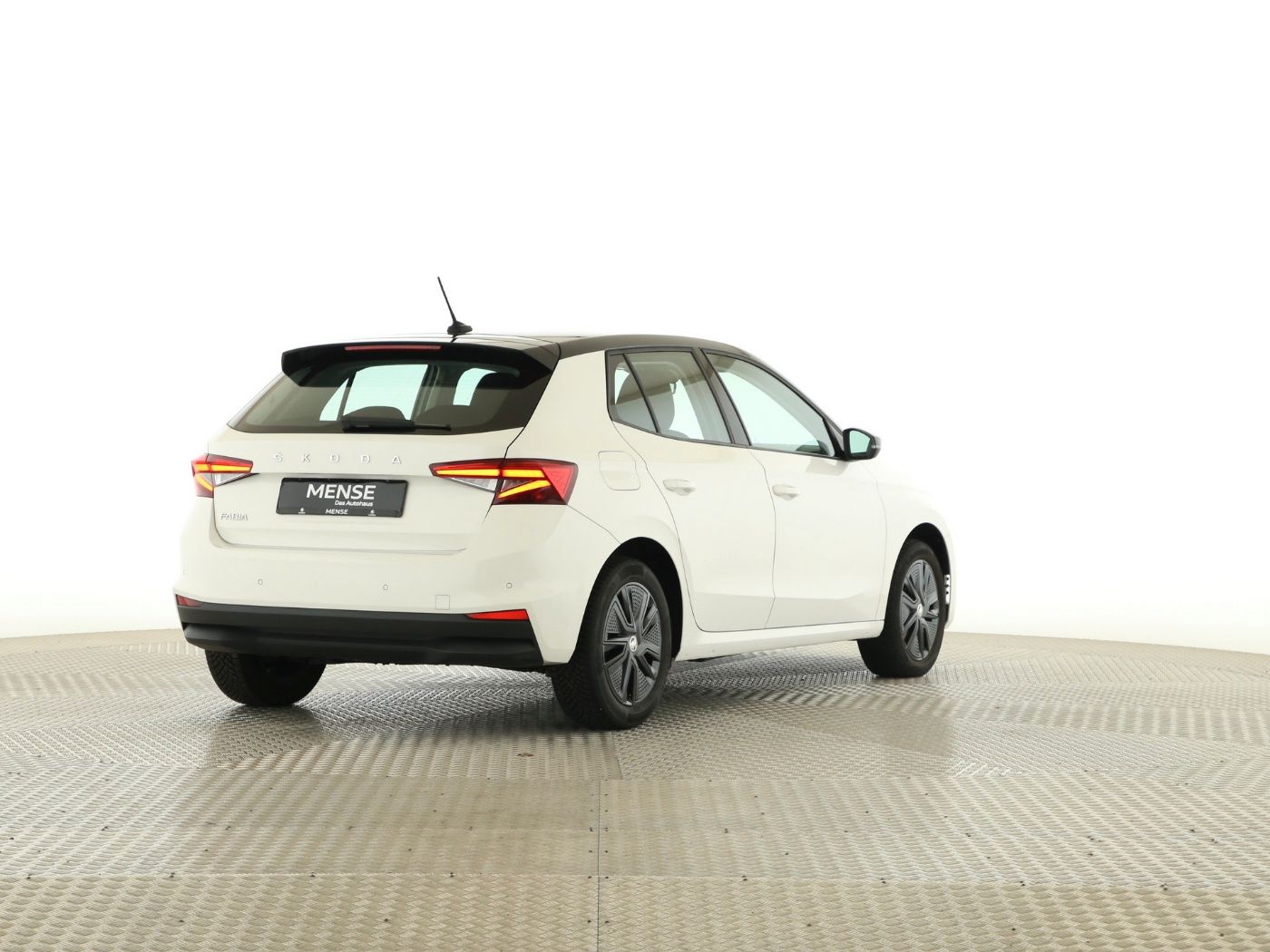 Fahrzeugabbildung SKODA Fabia 1.0 TSI Ambition LED|Navi|KlimaA|LaneAss