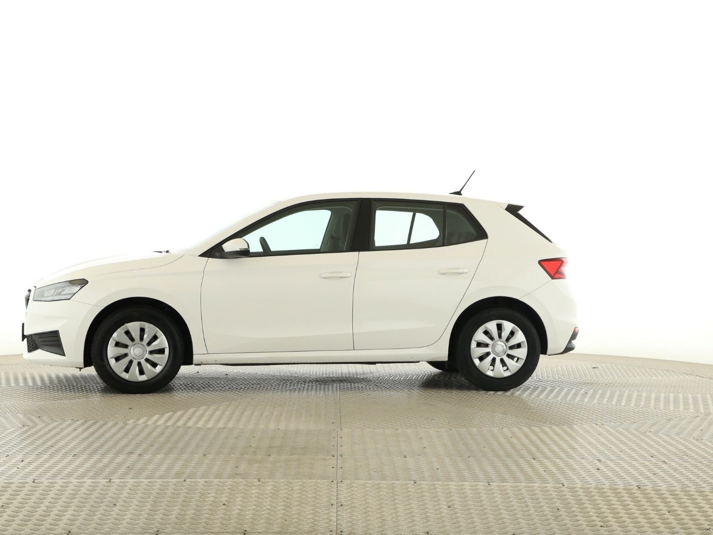 Fahrzeugabbildung SKODA Fabia 1.0 MPI Active LED|LaneAss|PDC|SHZG