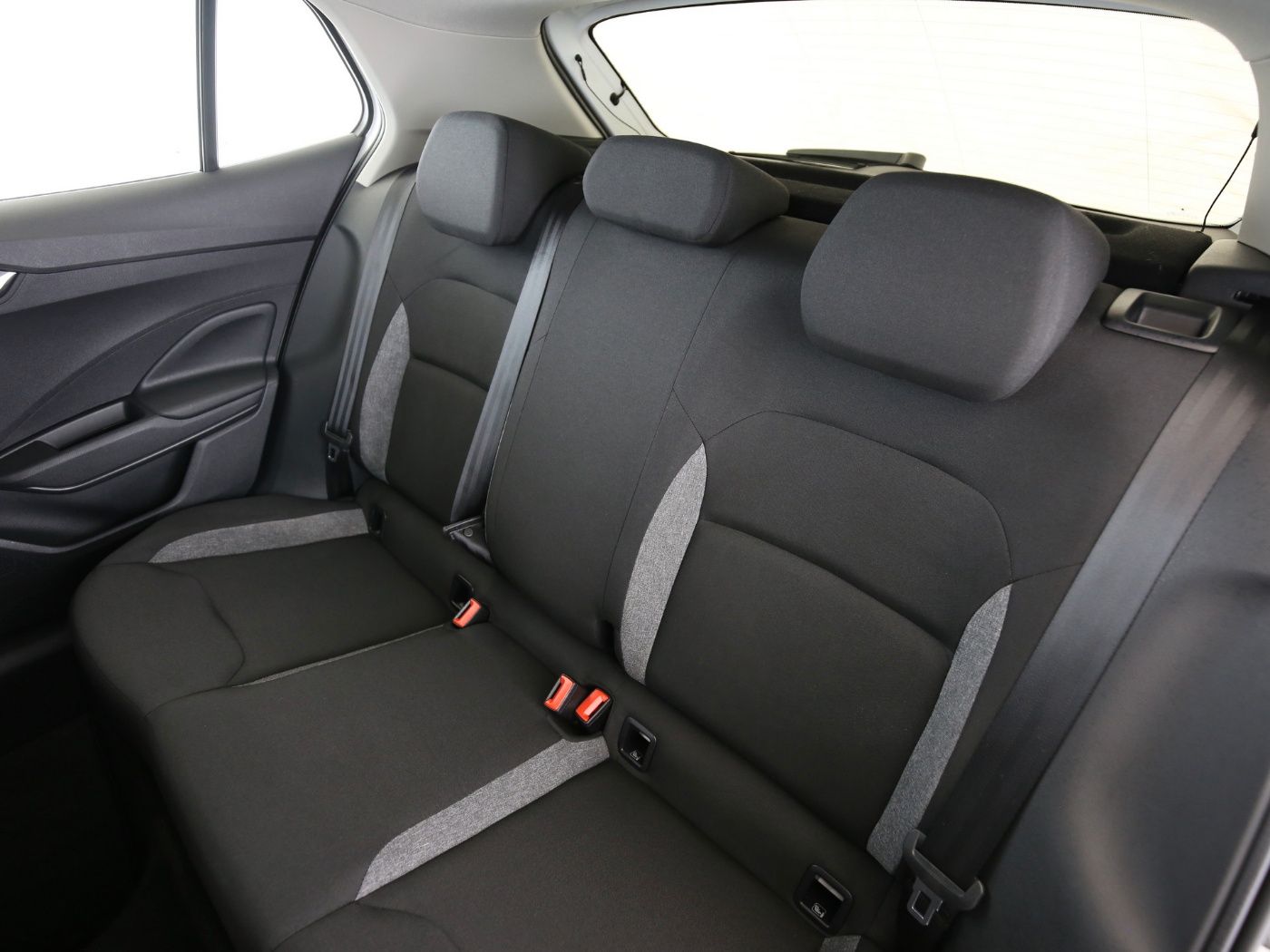 Fahrzeug autohaus mense Fahrzeugabbildung SKODA Fabia 1.0 MPI Active LED|LaneAss|PDC|SHZG