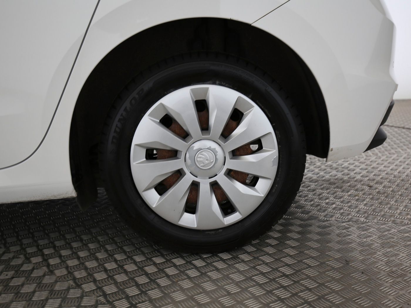 Fahrzeug autohaus mense Fahrzeugabbildung SKODA Fabia 1.0 MPI Active LED|LaneAss|PDC|SHZG