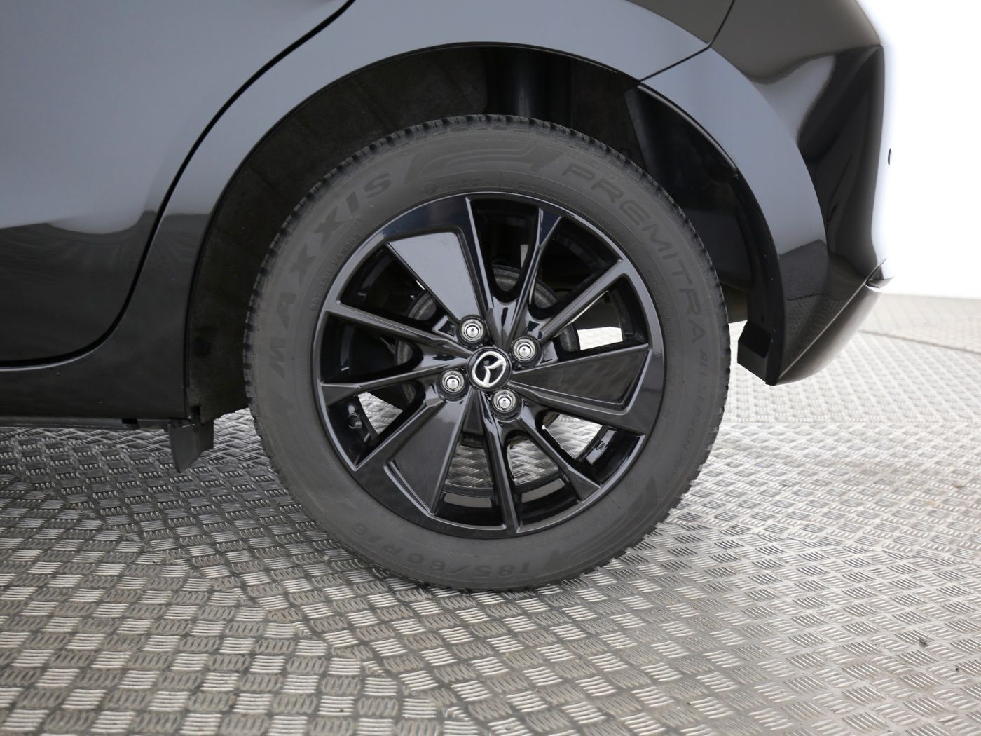 Fahrzeugabbildung Mazda 2 1.5 SKYACTIV-G 90 Homura Facelift|Kamera|PDC