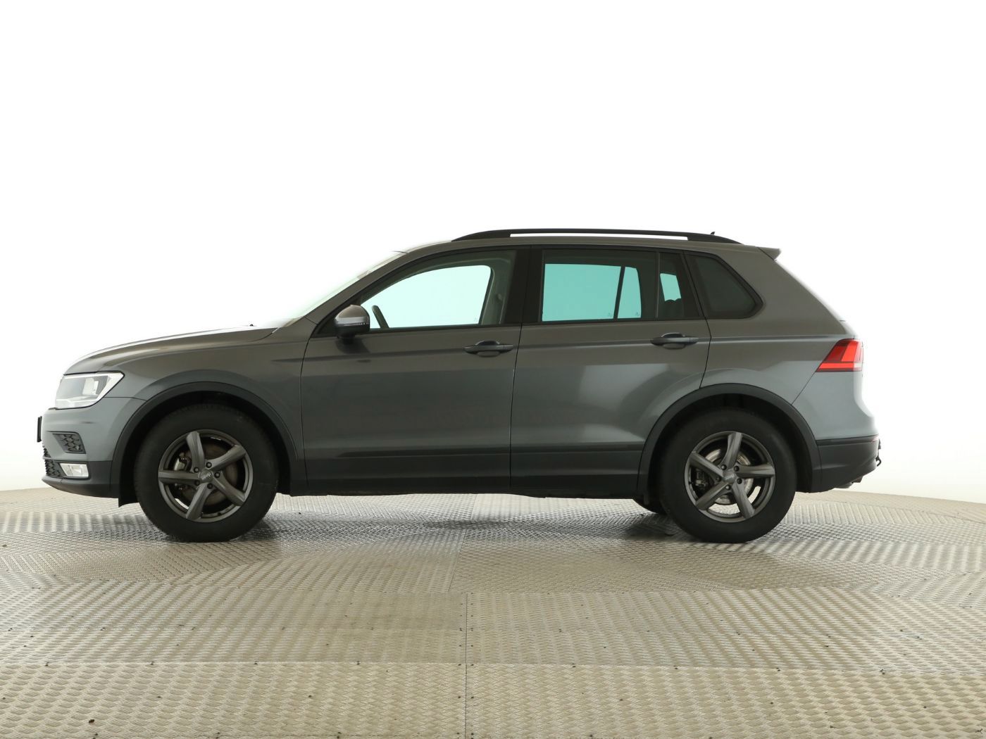 Fahrzeug autohaus mense Fahrzeugabbildung Volkswagen Tiguan 1.4 TSI BMT Trendline KlimaA|LaneAss|PDC