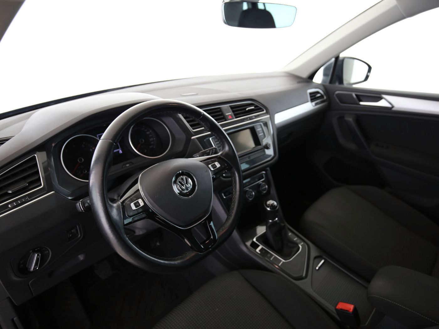 Fahrzeug autohaus mense Fahrzeugabbildung Volkswagen Tiguan 1.4 TSI BMT Trendline KlimaA|LaneAss|PDC