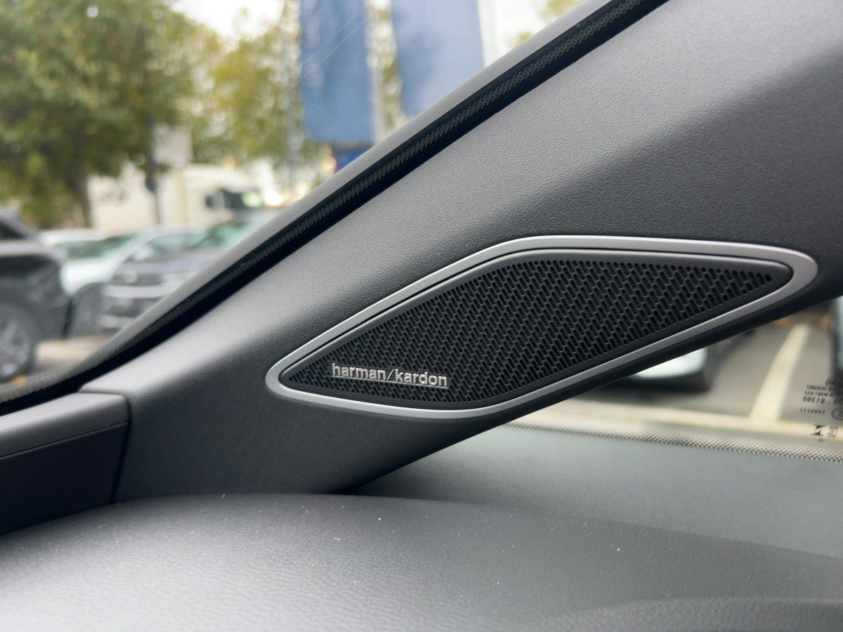 Fahrzeugabbildung Volkswagen ID.3 GTX FIRE+ICE 79kWh AHK Pano Wärmepumpe DCC