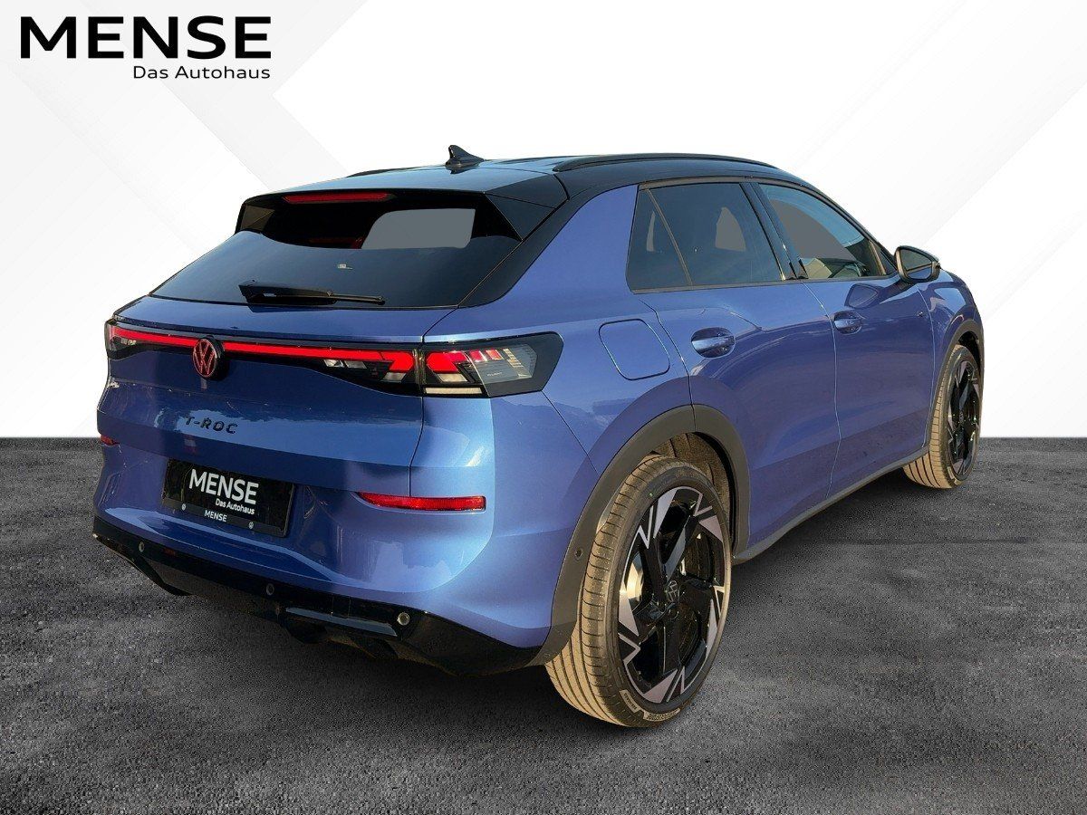 Fahrzeugabbildung Volkswagen T-Roc 1.5 eTSI DSG R-Line BlackStyle Nav HUD 360