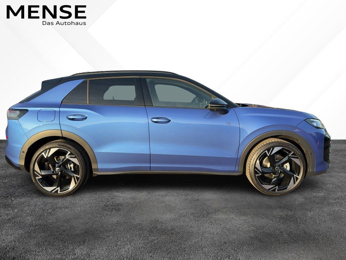 Fahrzeugabbildung Volkswagen T-Roc 1.5 eTSI DSG R-Line BlackStyle Nav HUD 360